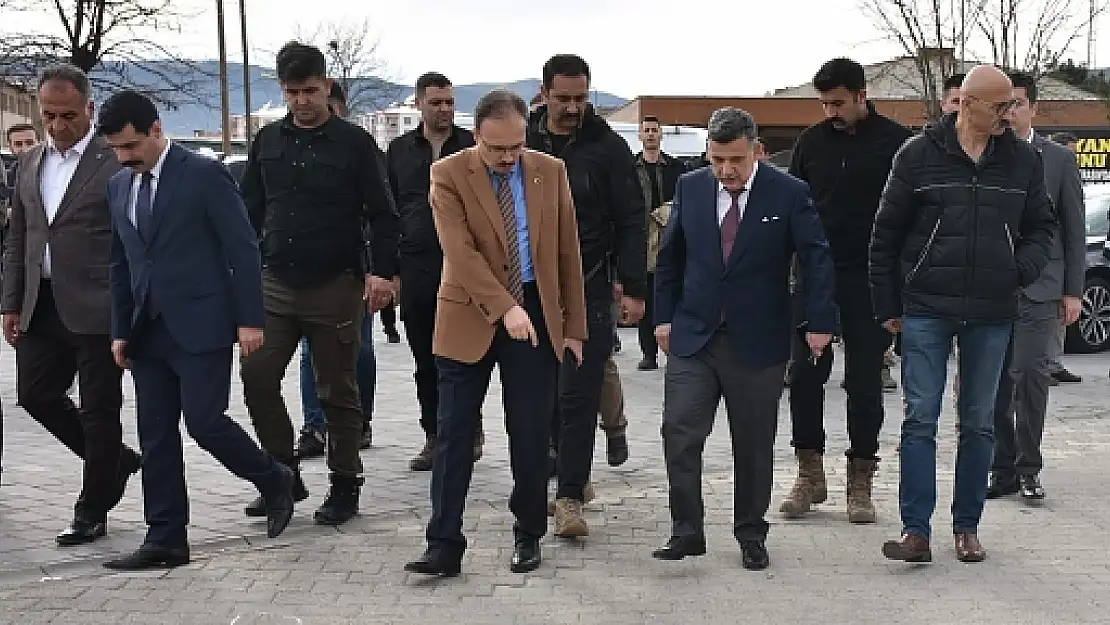 Vali Dr.Kemal Kızılkaya, Baykan'da Olayın Yaşandığı Yerde İncelemelerde Bulundu