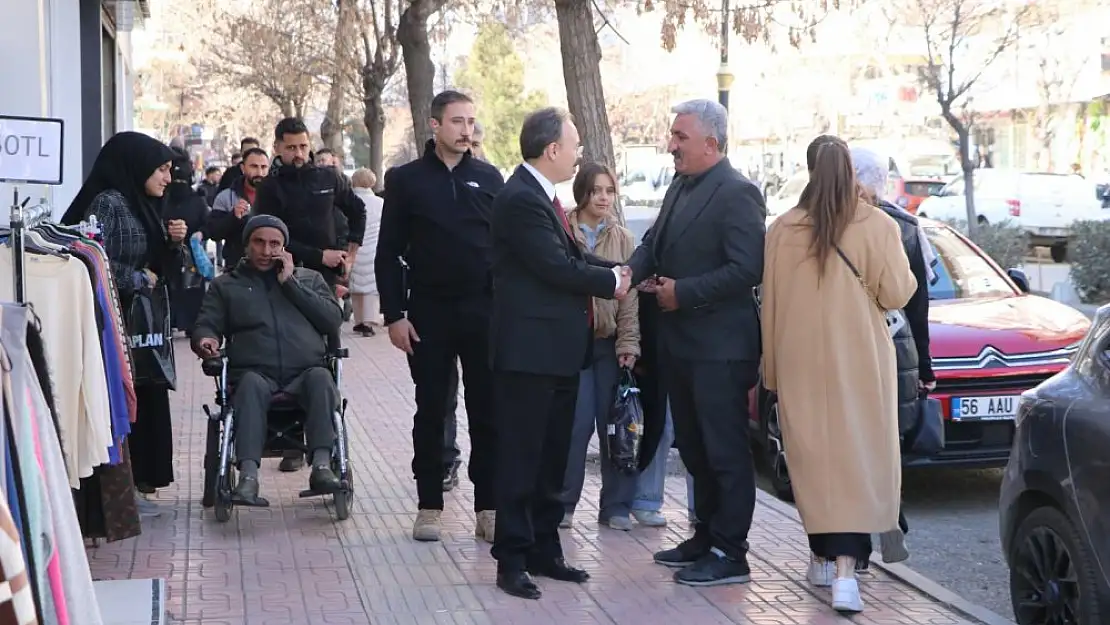 Vali Dr.Kemal Kızılkaya Esnaf ve Vatandaşlarla Bir Araya Geldi