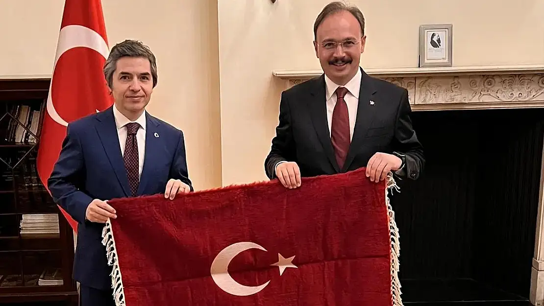 Vali Dr. Kemal Kızılkaya, Londra'da Türk Büyükelçiliğini Ziyaret Etti