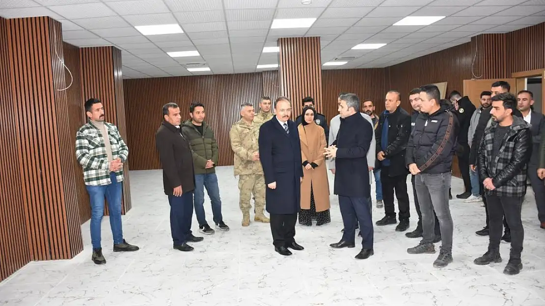 Vali Dr. Kemal Kızılkaya, Şirvan İlçesini Ziyaret Etti