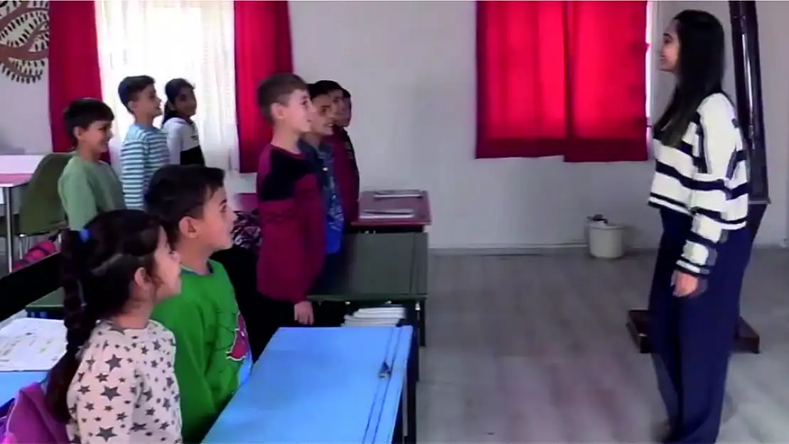 Vali Dr. Kemal Kızılkaya'nın Öğretmen Buse Canat İle İlgili Paylaşımı