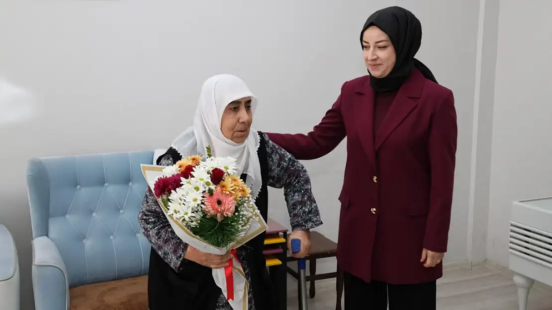 Vali Eşi Nurten Kızılkaya'dan Şehit Ailesine Ziyaret