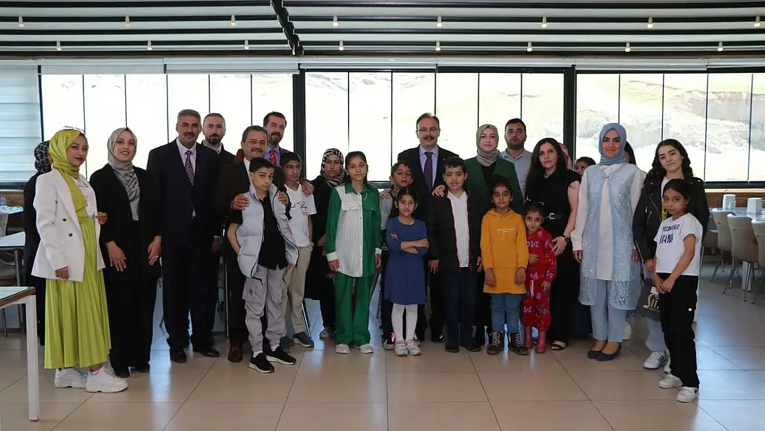 Vali Kızılkaya, 8 Mayıs Talasemi Farkındalık Günü Nedeniyle Talasemili Çocukları ve Ailelerini Ağırladı