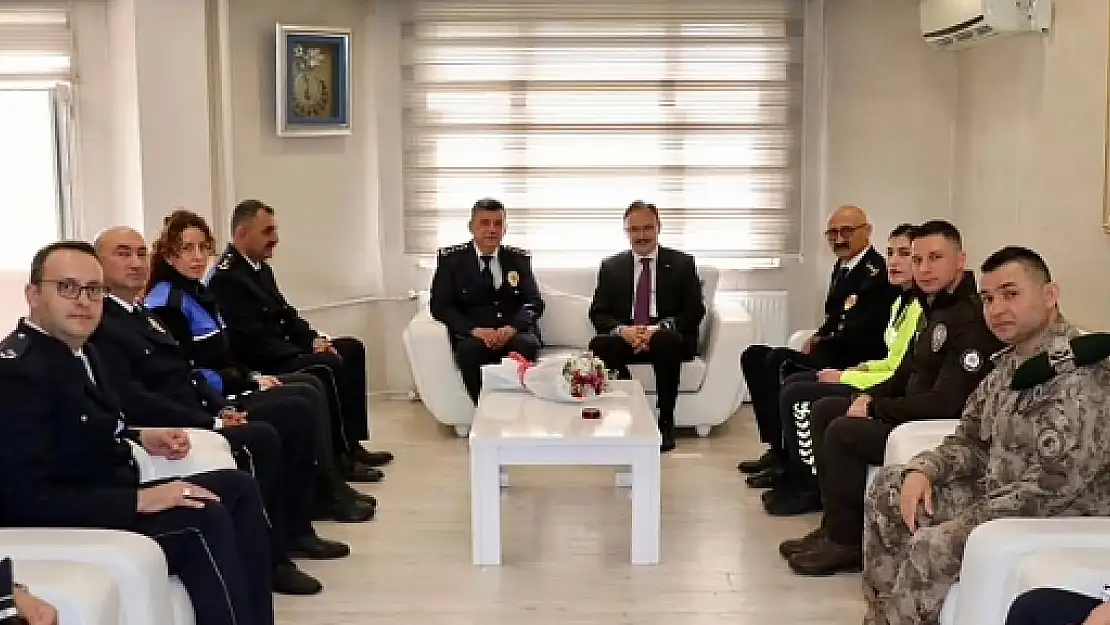 Vali Kızılkaya, Emniyet Çalışanlarıyla Polis Evinde Bir Araya Geldi