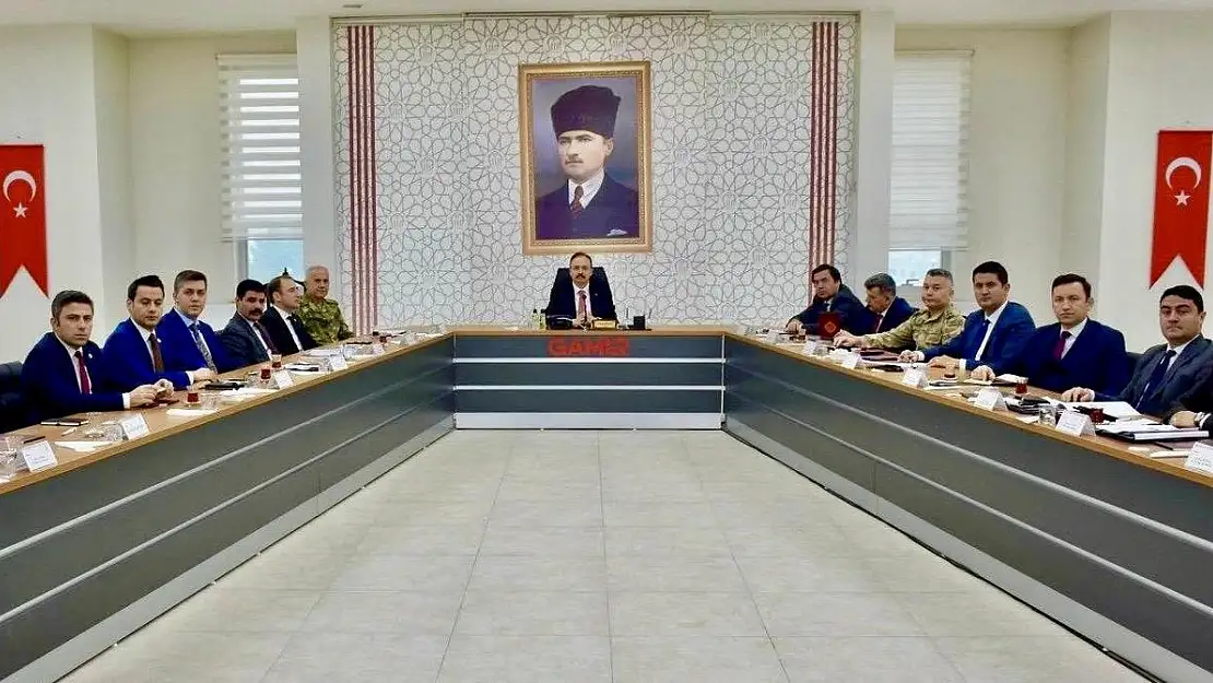 Vali Kızılkaya, Güvenlik ve Asayiş Tedbirleri İle İlgili Değerlendirmelerde Bulundu
