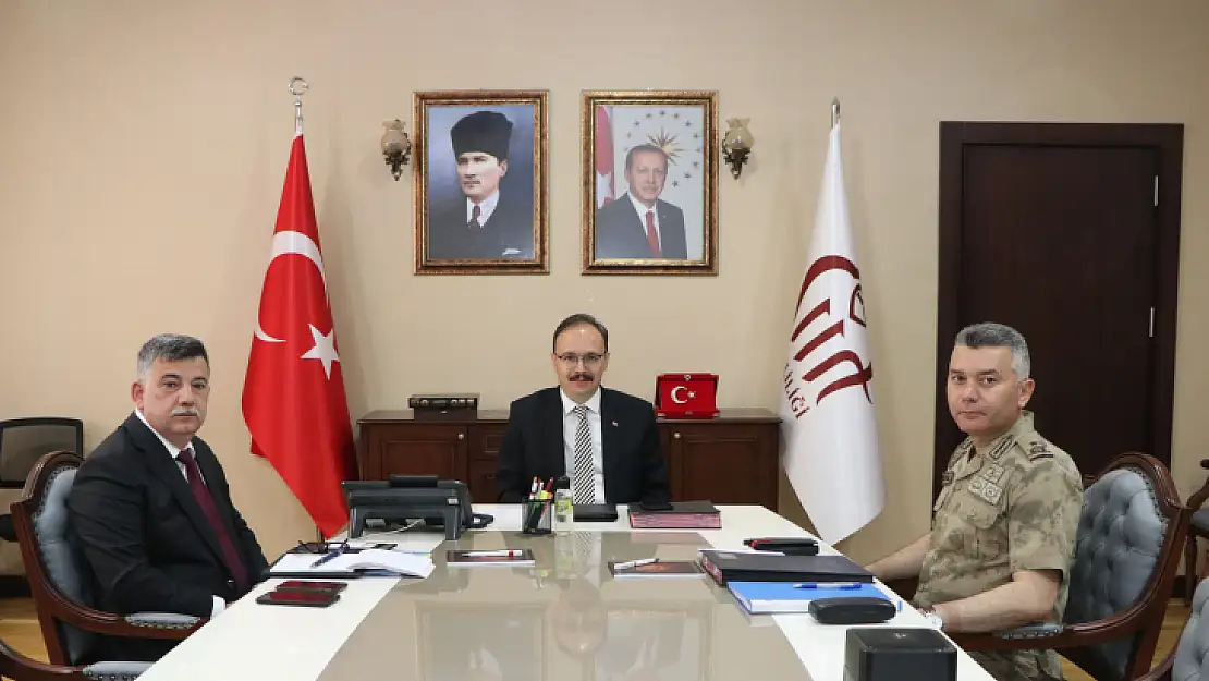 Vali Kızılkaya, İçişleri Bakanı Ali Yerlikaya Başkanlığındaki Asayiş ve Güvenlik Toplantısına Katıldı