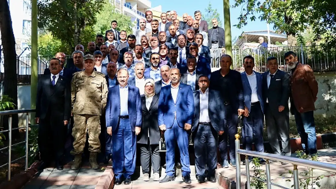 Vali Kızılkaya, Merkez, Mahalle ve Köy Muhtarlarını Ağırladı