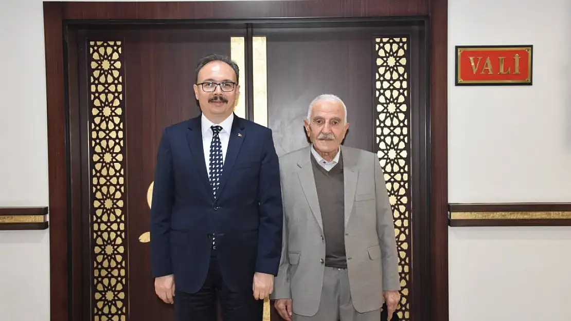 Vali Kızılkaya, Şehit Babasını Makamında Ağırladı