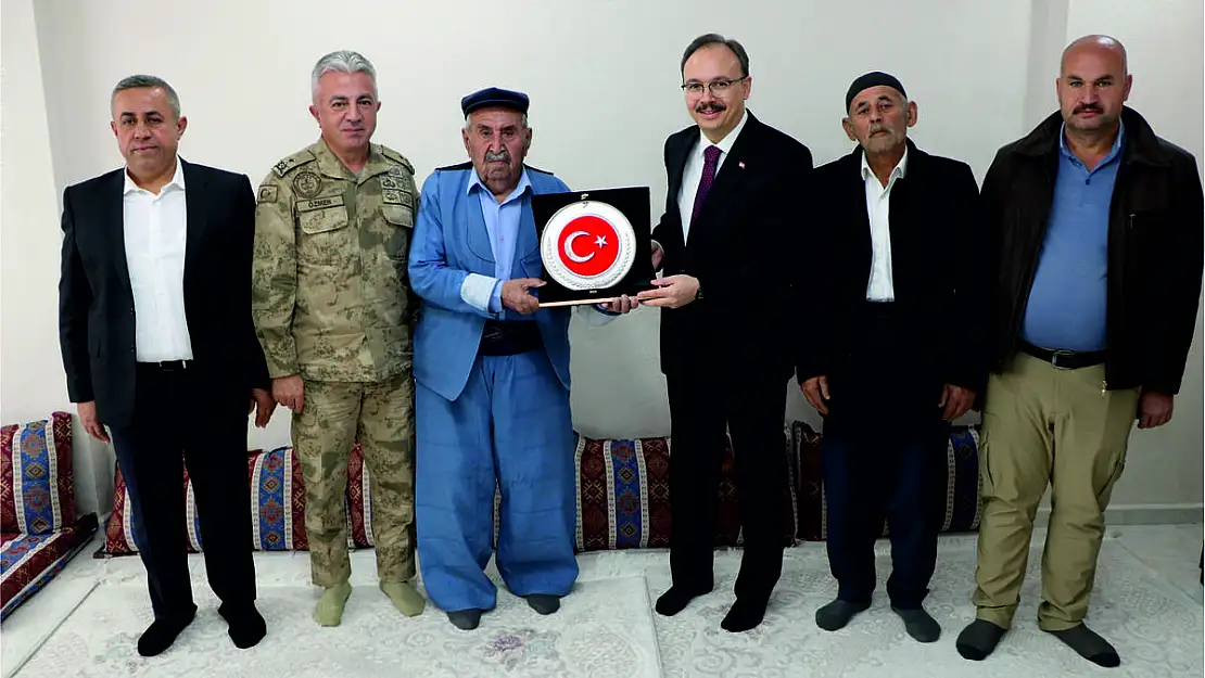 Vali Kızılkaya'dan Emekli Güvenlik Korucusuna Ziyaret