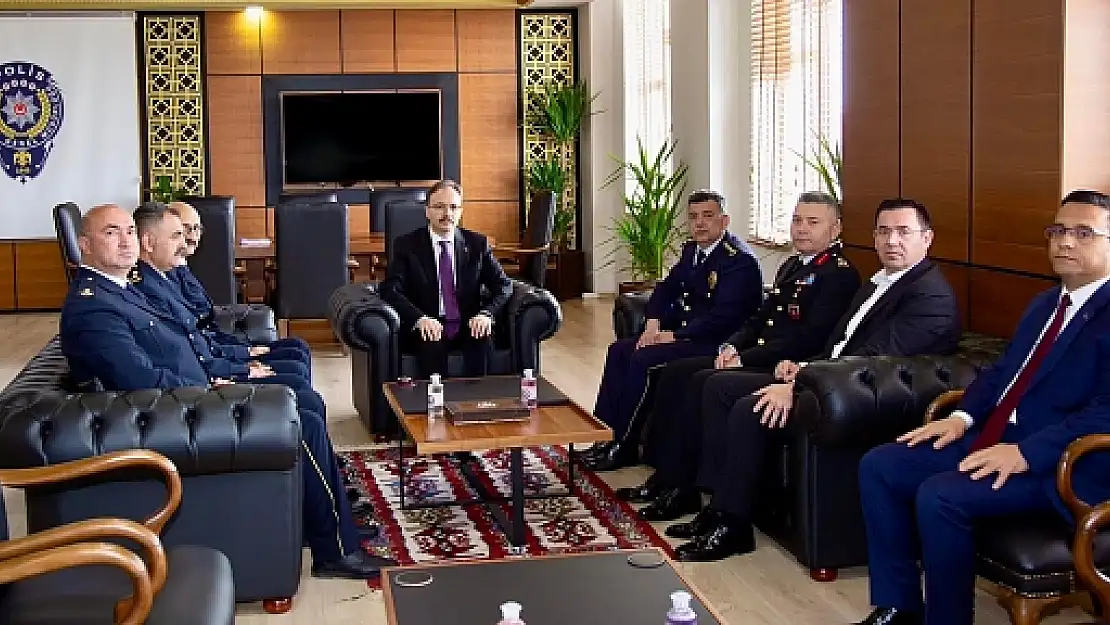 Vali Kızılkaya'dan İl Emniyet Müdürü Öztürk'e Taziye Ziyareti