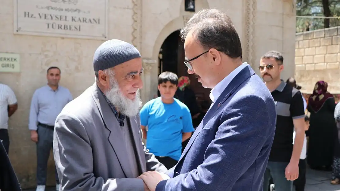 Vali Kızılkaya'dan Veysel Karani Beldesine Anneler Günü Ziyareti