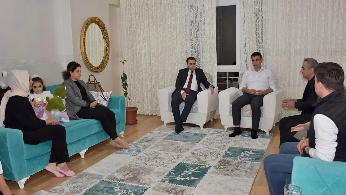 VALİ VEKİLİ BAYTOK, İFTARDA ŞEHİT AİLESİNE MİSAFİR OLDU