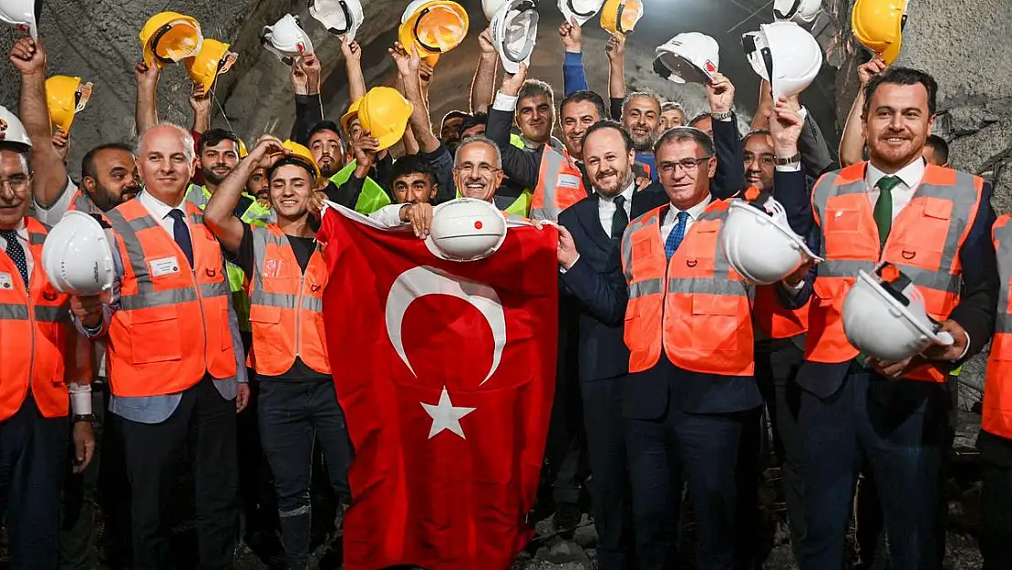 Van-Hakkari Yönündeki Tüpte Sona Yaklaşıldı