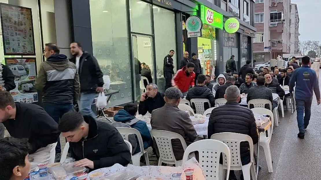 Yalova'daki Hemşerilerimiz İftarda Buluştu