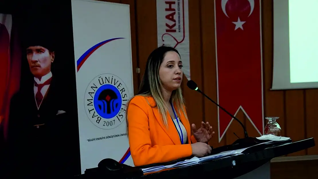 Yapay Zeka Destekli Tıp Sempozyumuna Siirt EAH Doktorlarından Dr.Öğr.Üyesi Fatma Zehra Kurnuç Katılım Sağladı