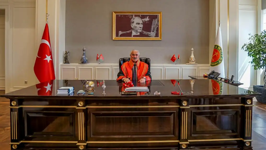 YARGITAY BAŞKANI AKARCA'NIN ACI GÜNÜ!