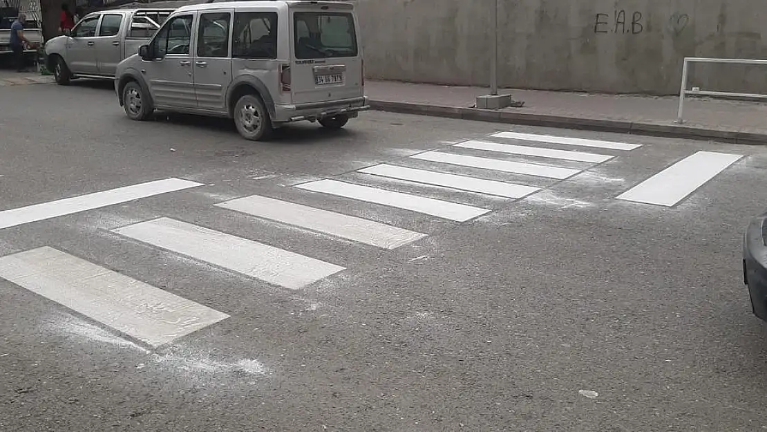 Yaya Geçidi Çalışmaları Devam Ediyor