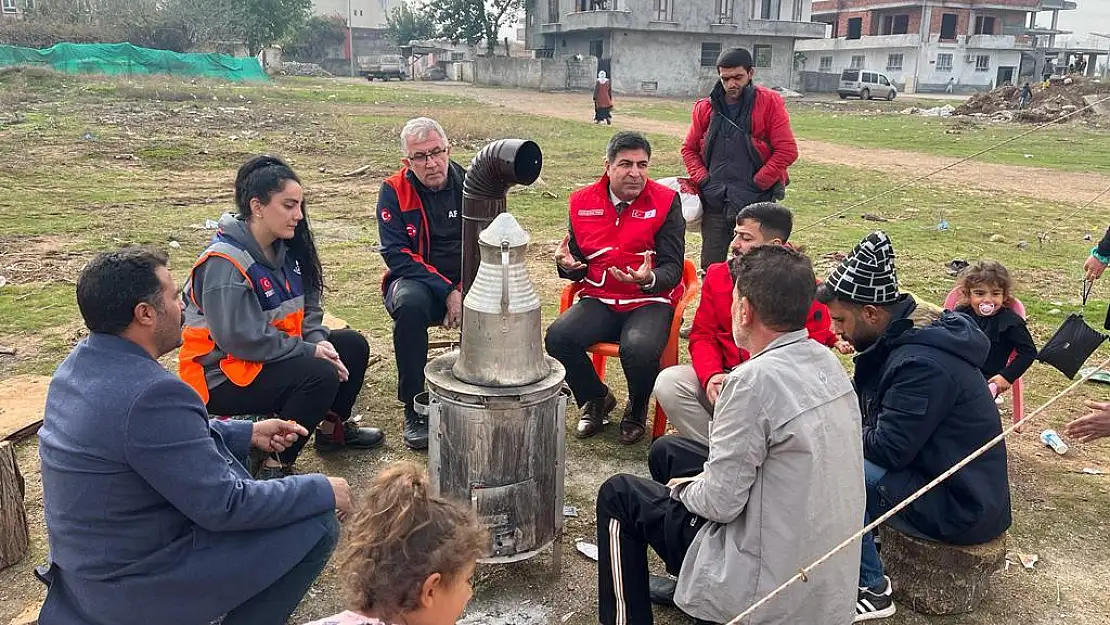 Yener Tanık Batman'da Sel Mağdurlarını Ziyaret Etti