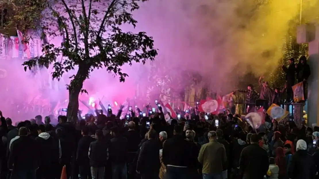 YEŞİL SOL PARTİ SİİRT'TE 2. SEÇİM BÜROSUNU AÇTI!