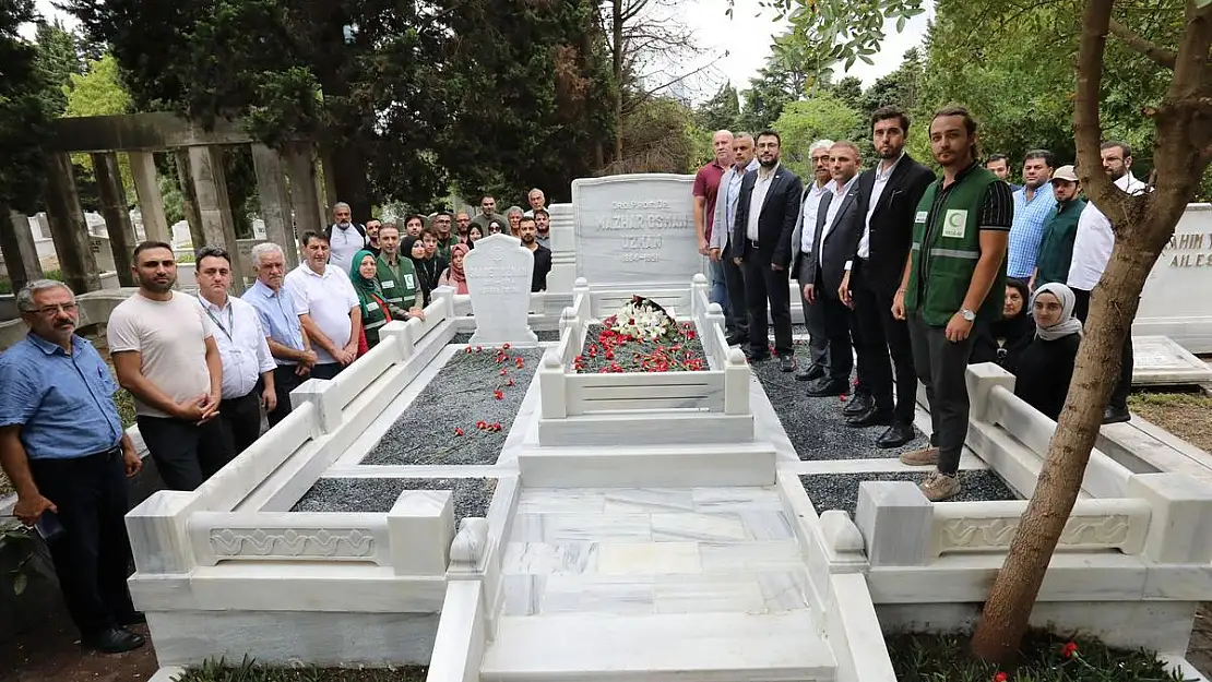 Yeşilay'ın Kurucusu Ord.Prof.Dr.Mazhar Osman, Mezarı Başında Anıldı