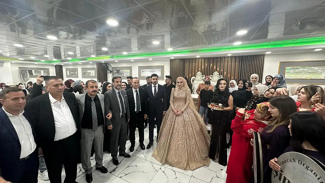 Yılmaz ve Çetiner Ailelerinin Mutlu Günü