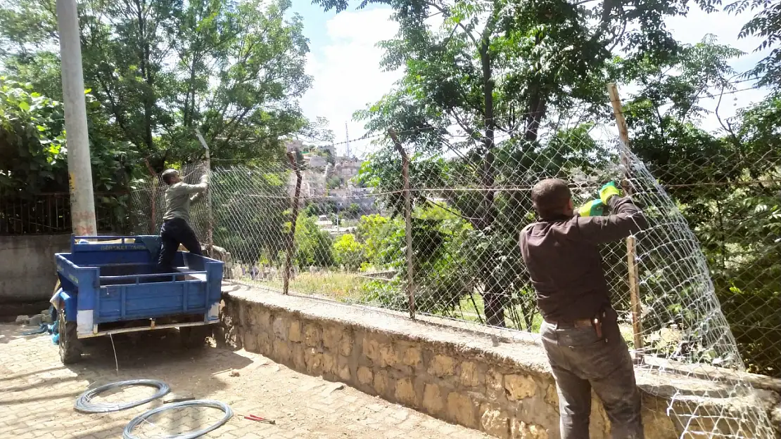 Zevye Mezarlığı'ndaki Zarar Gören Alan Onarıldı
