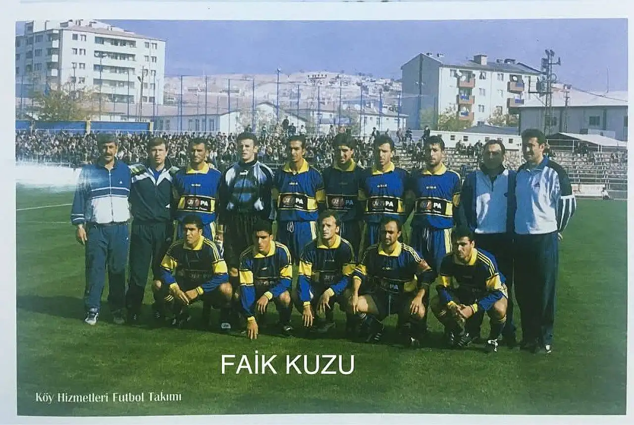 Siirt'in Futbolun Altın Yıllarından Nostaljik Fotoğraflar Ortaya Çıktı