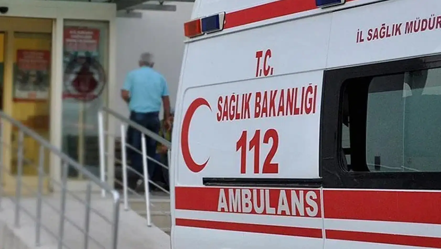 Bitlis'te Göreve Giden Polis Aracı Takla Attı: 2 Polis Yaralı
