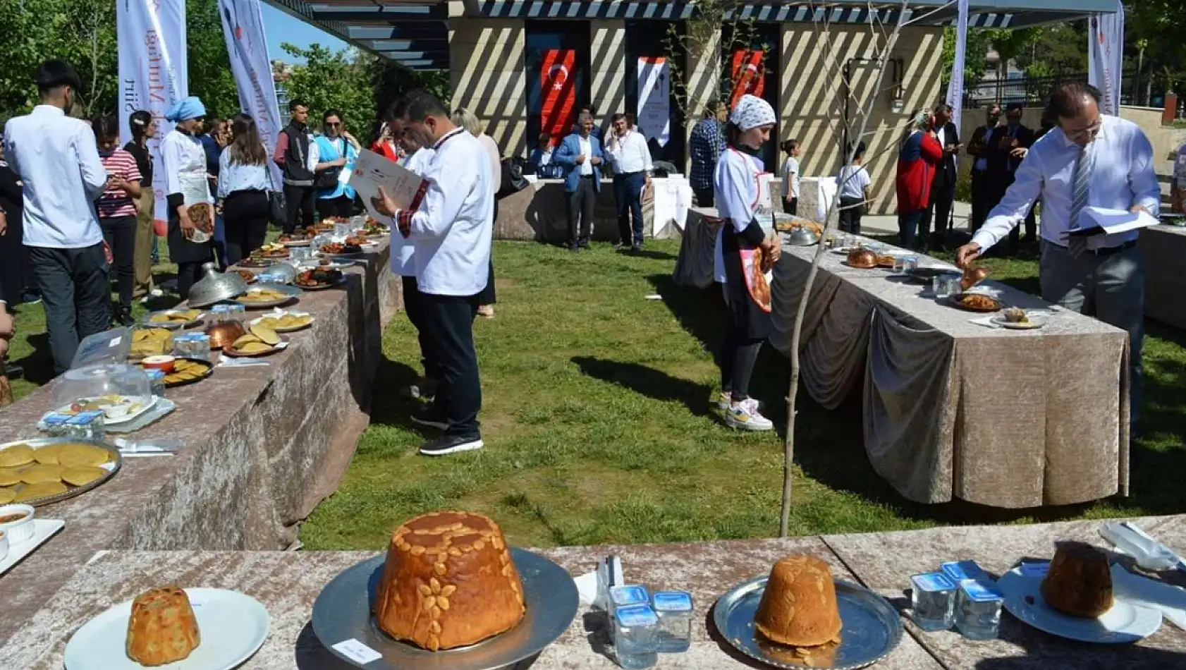 Siirt'te Yöresel Lezzetler Yarışıyor: Asırlık Tariflerle Türk Mutfağı 4. Siirt Yöresel Yemek Yarışması Başlıyor