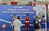 Siirtli Minik Boksörler Türkiye Şampiyonası'nda Zirveye Yükseldi