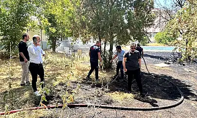 Kurtalan'da Boş Alanda Çıkan Yangın Kısa Sürede Söndürüldü