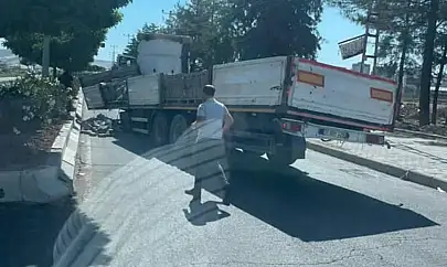 Kurtalan'da Parke Yüklü Dorse Çöktü