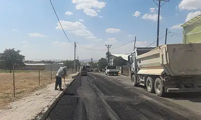 Sanayi Sitesi'nde Asfalt Seferberliği: 3 Bin Tonluk Serim Gerçekleştirildi
