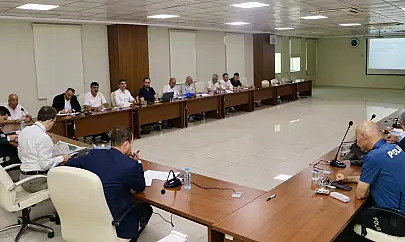 Siirt Belediyesi Mahallelerin Sorunlarını Masaya Yatırdı: Çözüm İçin Harekete Geçildi