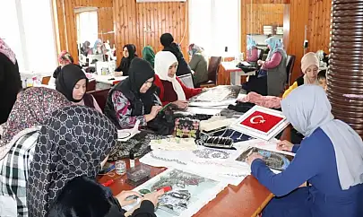 Siirt Belediyesi'nden 30 Bini Aşkın Vatandaşa Sosyal Destek! Gıda, Eğitim, Sağlık ve Psikolojik Destekle Yanınızdayız