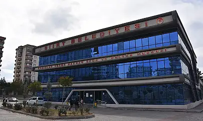 Siirt Belediyesi'nden Çocuklara Yaz Şenliği: Eğlence Dolu İki Gün