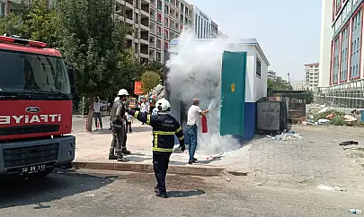 Siirt'te Elektrik Trafosunda Yangın Paniği