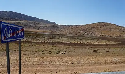 Siirt'te Kuraklık Tehlikesi: Gölköy Gölü Kurudu!