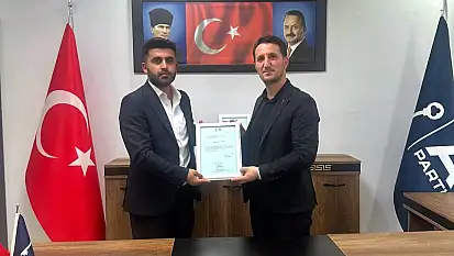 Anahtar Parti, Şirvan İlçe Teşkilatını Kurdu: Tekin Cellek Kurucu İlçe Başkanı Olarak Atandı