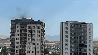 Kurtalan'da Yangın Merdiveninde Yangın Çıktı: Aileler Merdivenli Araçla Tahliye Edildi