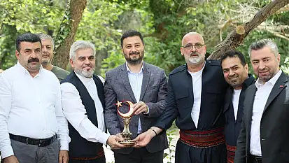 Öztekin, Siirt Şirvan Yolbaşı Köyü Yardımlaşma Programına Katıldı