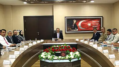 Siirt'te Aileyi Destekleme ve Güçlendirme Toplantısı