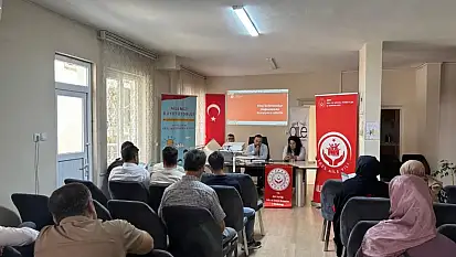 Siirt'te Koruyucu Aile Paneli: Çocuklara Umut Olun Çağrısı
