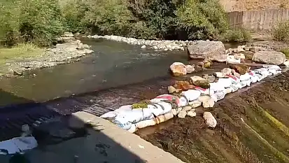 Siirt'te Su Hatlarında Yenileme ve Temizlik Çalışması Yapıldı