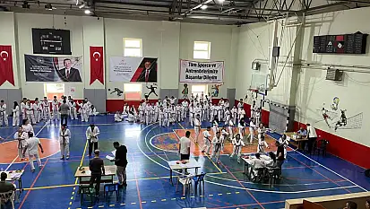 Siirt'te Taekwondo Heyecanı: Minik Sporcular Kuşak Terfisi İçin Sahadaydı