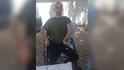 Felçli Siirtli Kamil Erzen Memleketine Dönmek İstiyor: 'Yalnızım, Tanıdığım Sokaklarda Nefes Almak İstiyorum'
