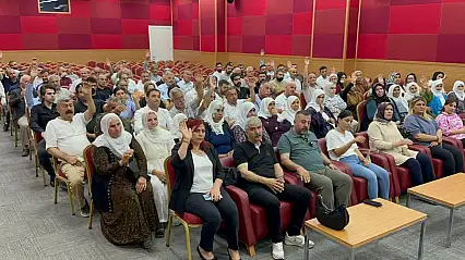 İHD Siirt Şubesi'nde Yeni Eşbaşkanlar Belirlendi