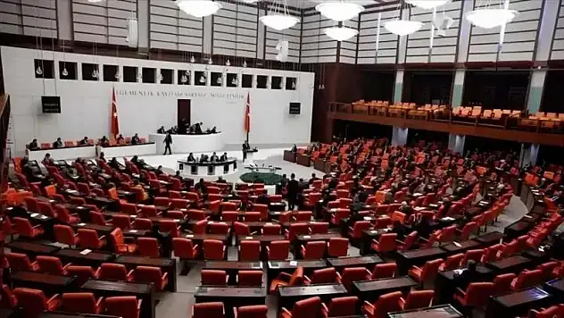 2 Aydır Tatilde Olan TBMM Genel Kurulu 28. Dönem, 3 Yasama Çalışmalarına Yarın Başlayacak