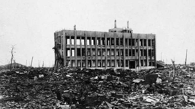 6 Ağustos 1945'te Hiroşima'ya Atmıştı Üçüncü Dünya Savaşı Çıkarsa, ABD Yine Atom Bombası Kullanır mı!
