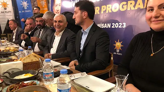 AK PARTİ KURMAYLARI STK'LARLA BULUŞTU